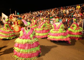 Prefeitura de Lins vai repassar 25 mil reais a cada Escola de Samba para o Carnaval 2023. Os recursos serão disponibilizados apenas 10 dias depois da festa.