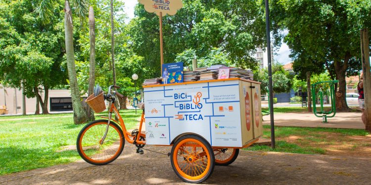 ‘Bicibiblioteca’ divulga programação do mês de março em Araçatuba