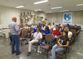 Sabesp sedia curso internacional de combate a perdas de água. Na segunda-feira (6/3), os alunos estiveram em Lins.