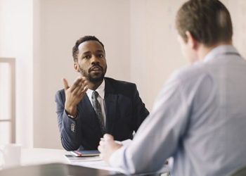 Cinco pontos que os recrutadores avaliam nas entrevistas de emprego