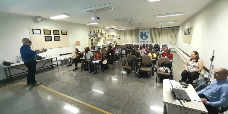 Sabesp sedia curso internacional de combate a perdas de água