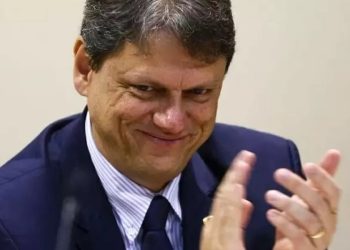 Governador de São Paulo,Tarcisio Freitas, diz não estar nem aí para mortes na periferia e vai a Israel a convite de Netanyahu