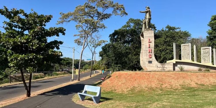 Lins registra menor taxa de umidade relativa do ar no país e entra em estado de alerta