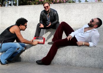 Frã Finamore faz show com o melhor dos anos 70 no Sesc Birigui