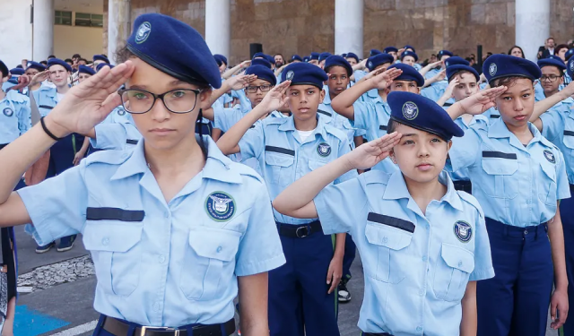 Militarização não rima com Educação. Artigo: Profª Bebel – Deputada Estadual (PT-SP)