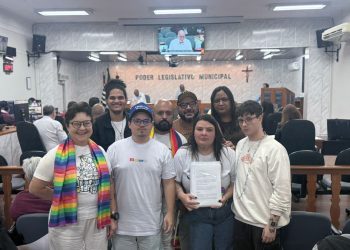 Presença marcante: Coletivo Somos e entidades religiosas lotam Câmara no retorno dos trabalhos e cobram cassação de vereadora