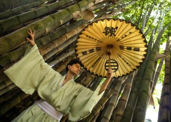Espetáculo Okama estreia em Lins e mergulha na história da imigração japonesa no Brasil