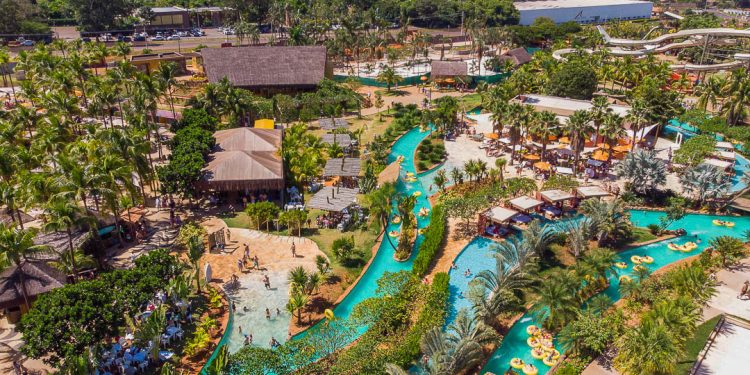 Sem feriados? Solução é escapar para destino que é verão o ano todo