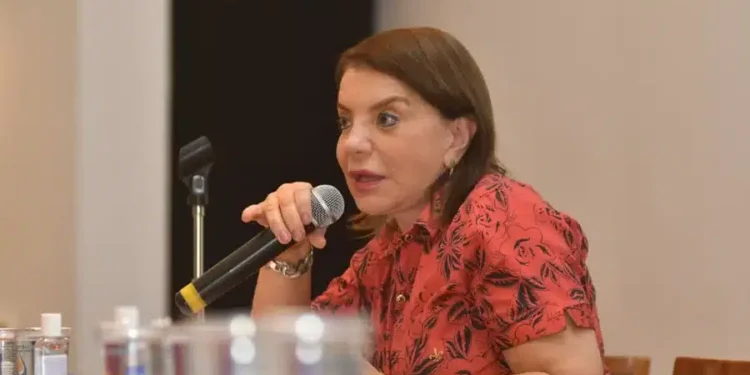 Não vamos aceitar outra “reorganização escolar”. Artigo: Profª. Bebel – Deputada Estadual (PT-SP)