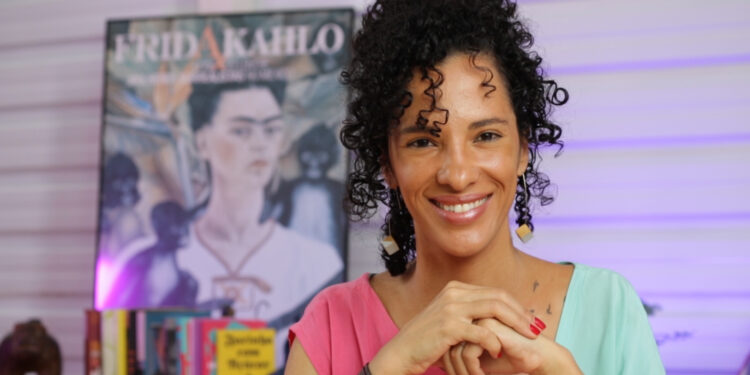 Lins recebe curso gratuito de elaboração de projetos culturais com especialista nacional