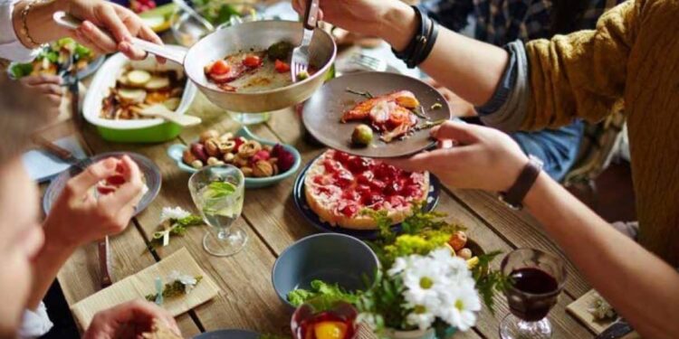 Sabores de Domingo: A Tradição que Reúne Famílias à Mesa