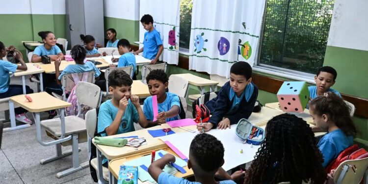 Brasil alcança maior índice de desenvolvimento humano da história
