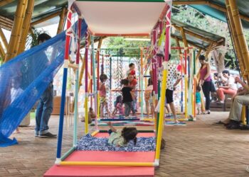 Sesc Birigui realiza programação de férias com atividades dedicadas ao brincar, às experimentações e ao imaginário