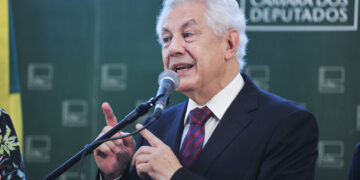 200 anos da Câmara | Entrevista: Arlindo Chinaglia, ex-presidente da Câmara dos Deputados